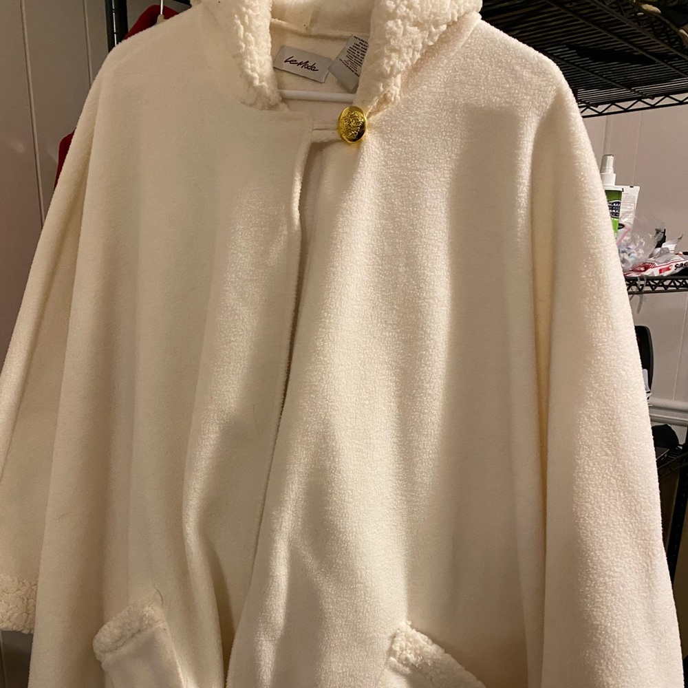LeModa Cape